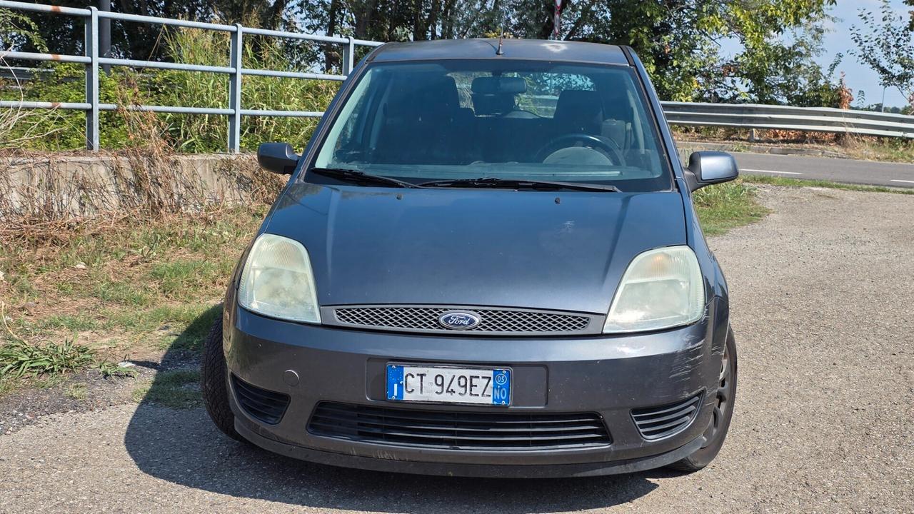 Ford Fiesta 1.4 DIESEL ANCHE NEOPATENTATI