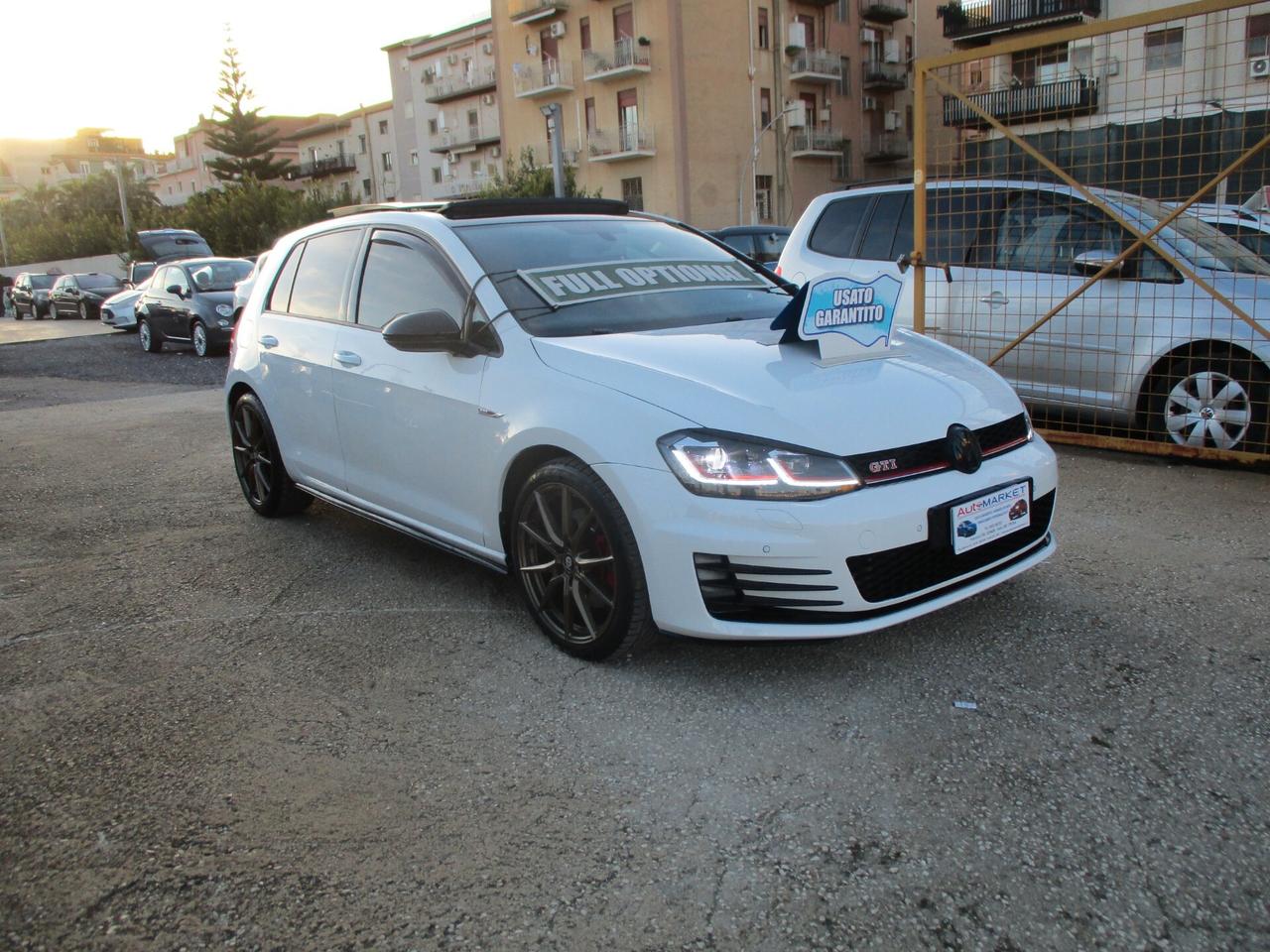 Volkswagen Golf GTI 2.0 DSG 211 CV STRAFULL!!!