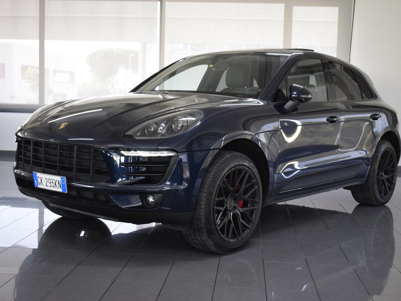 Porsche Macan 2.0 benzina 250CV