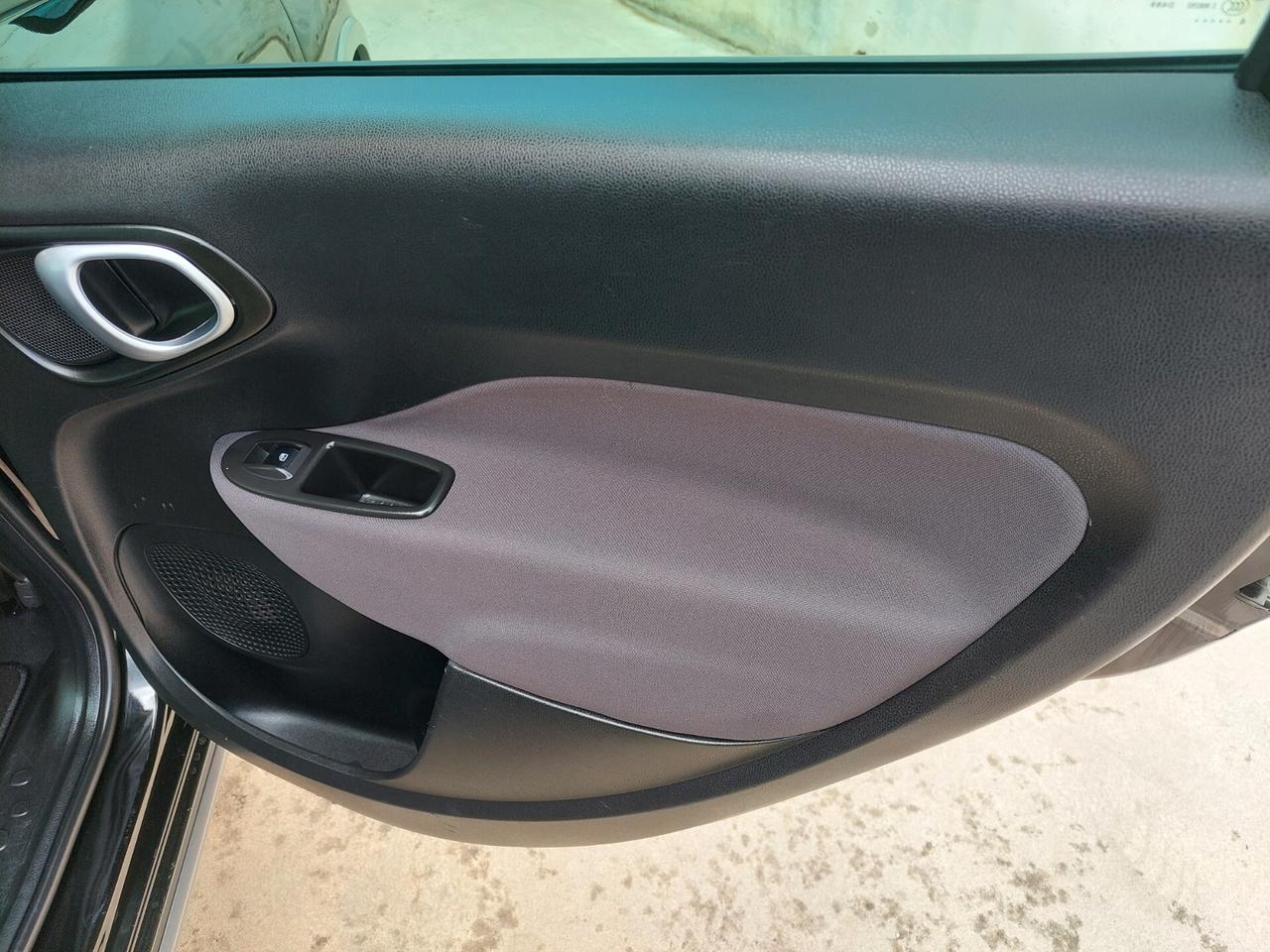 Fiat 500L 1.6 Multijet 120 CV Trekking TETTO PANOR