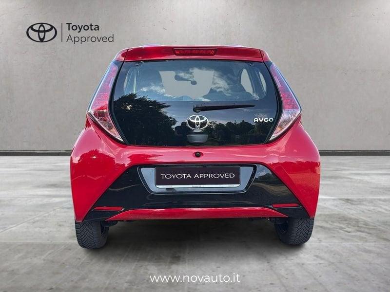 Toyota Aygo Aygo 5p 1.0 x-play my15