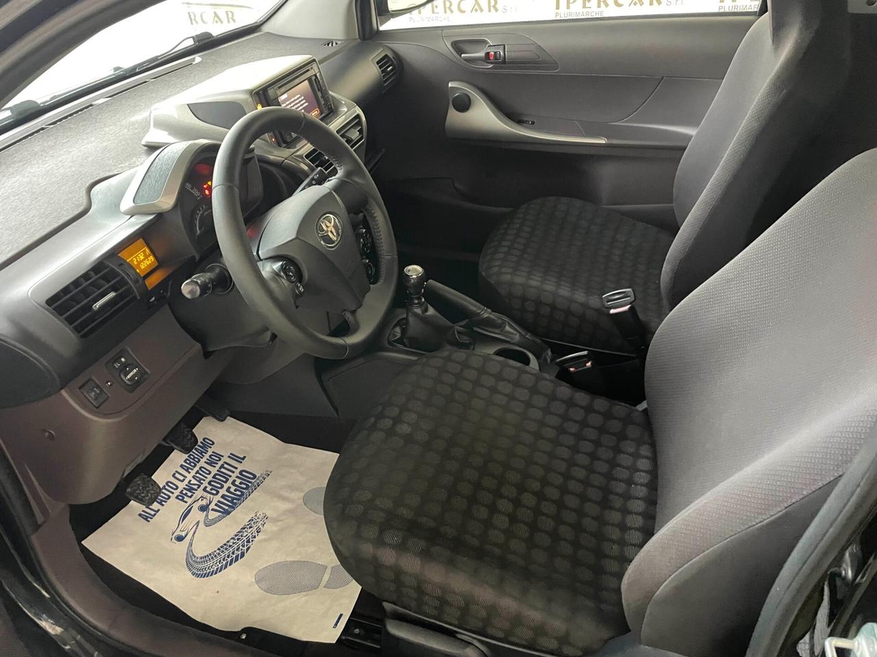 Toyota iQ 1.4 DIESEL Sol