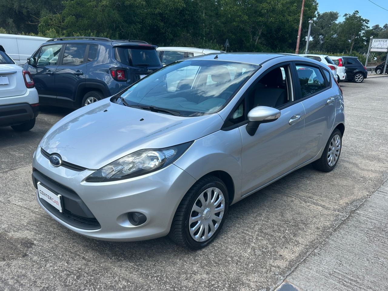 Ford Fiesta 1.4 TDCi 68CV 5 porte Titanium