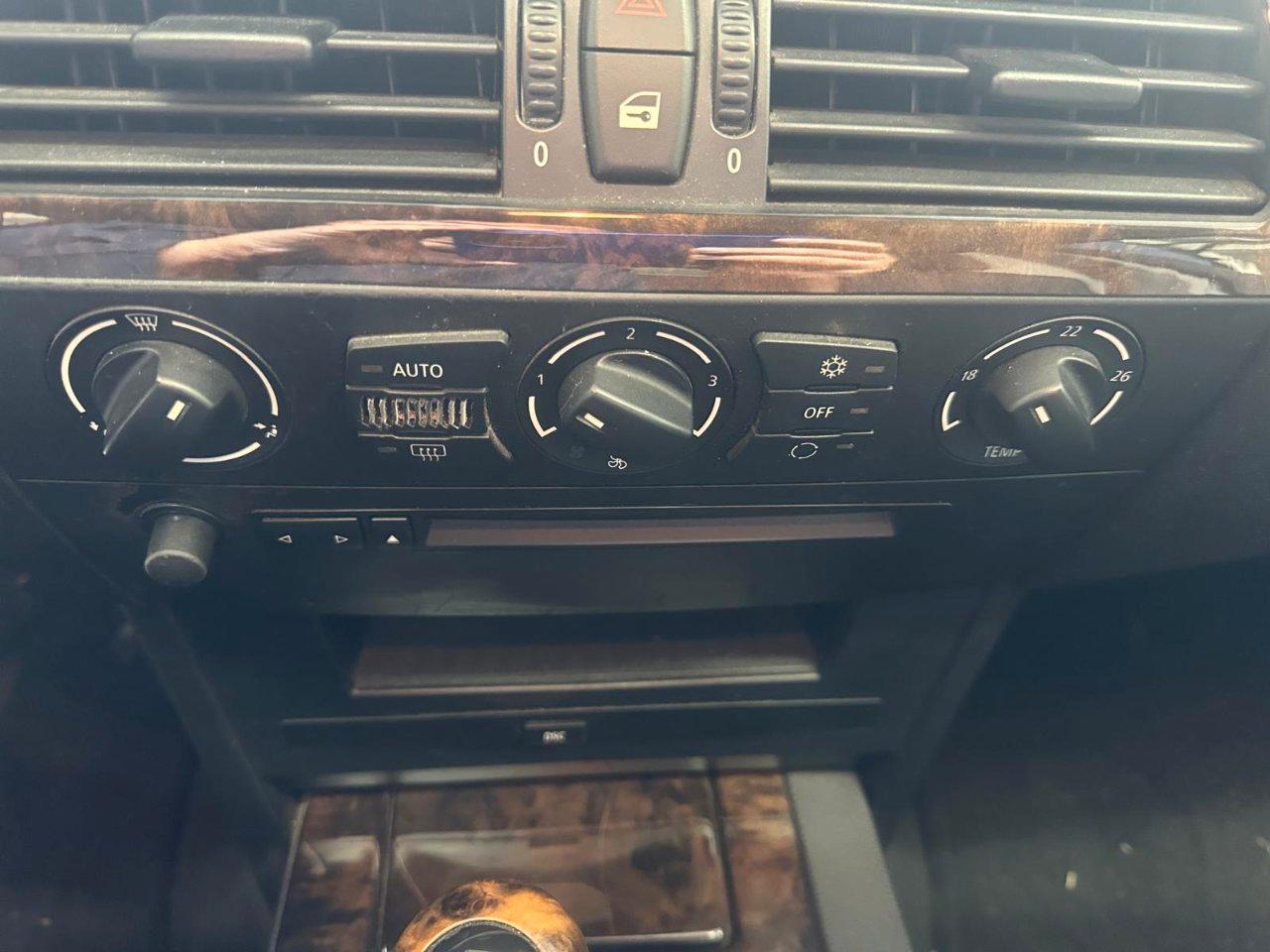 BMW 520 i Futura