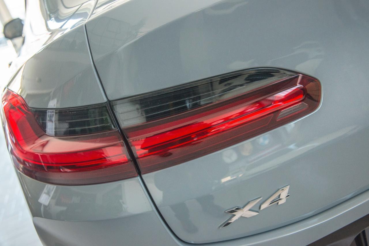 BMW X4 X-DRIVE 2.0d mhev 48V MSPORT TETTO NAVI CERCHI VIRTUAL TELECAMERA 360 GRADI