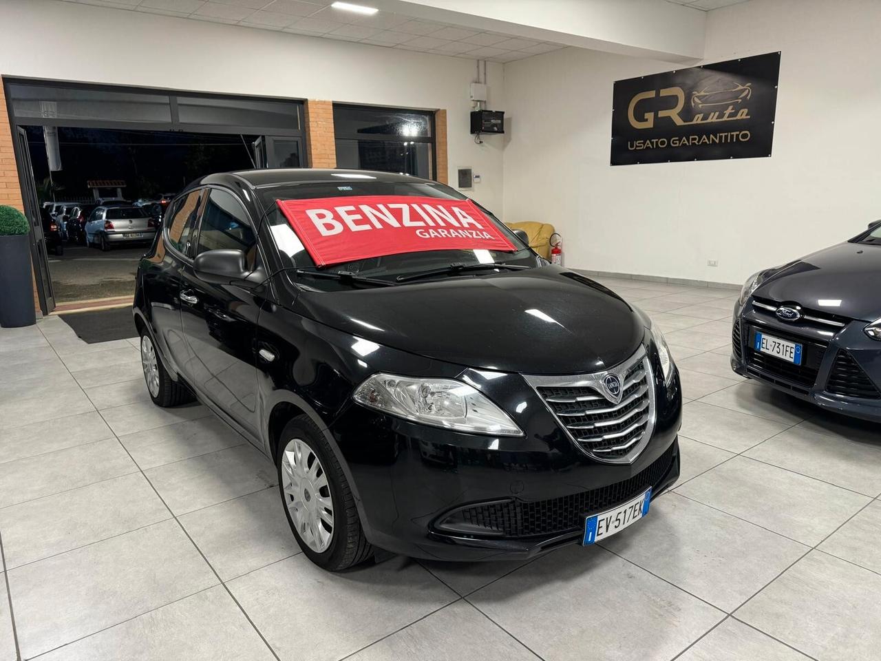 Lancia Ypsilon 1.2 BENZ NEOPATENTATI 2014