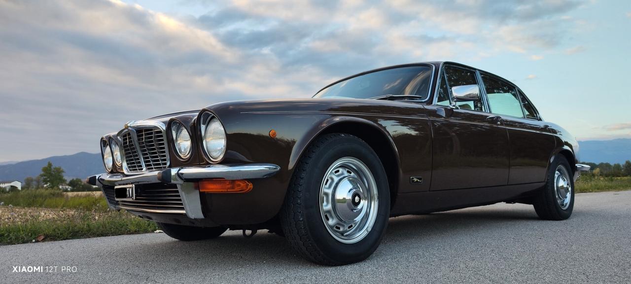 Jaguar XJ6 4.200cc 173CV (ASI-56.800KM ORIG)