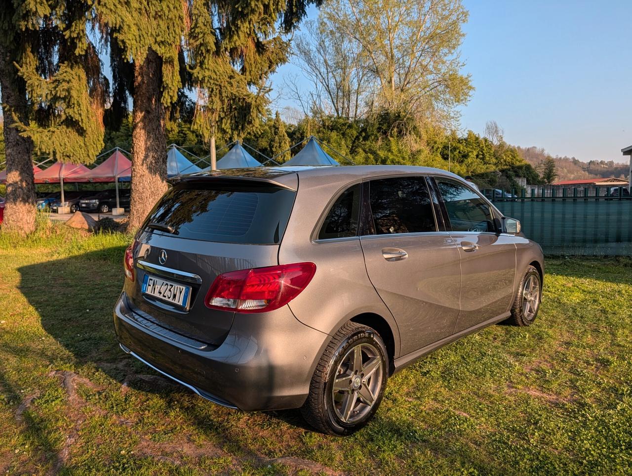 Mercedes-benz B 180 Premium