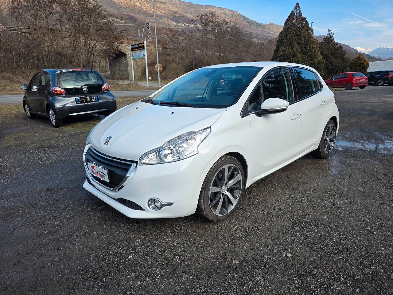 Peugeot 208 1.6 BlueHDi UNICO PROPRIETARIO