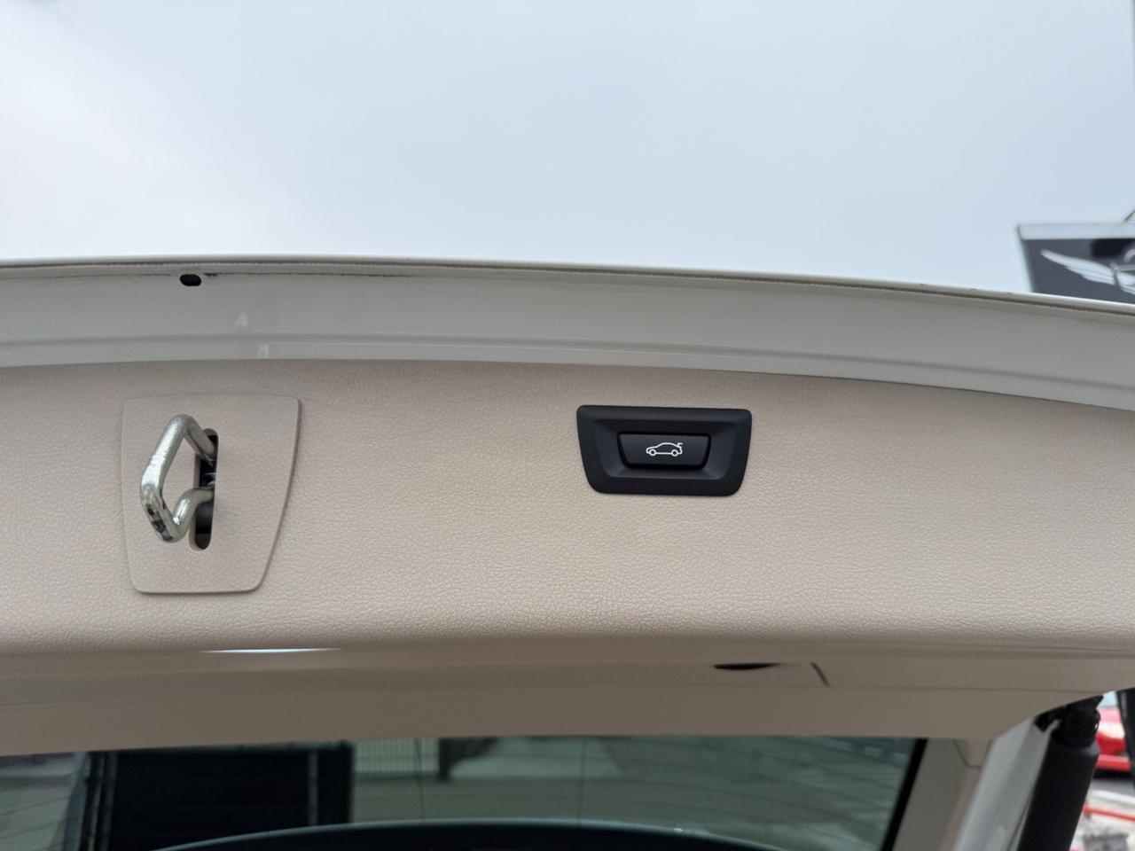 Bmw 318d Touring Modern TAGLIANDI BMW