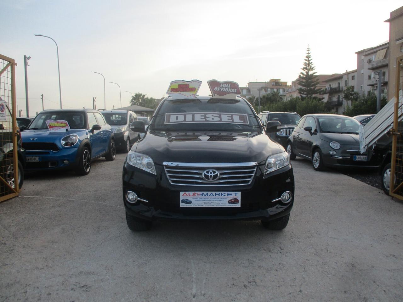Toyota RAV 4 D-4D 150 CV CON GANGIO TRAINO 2013