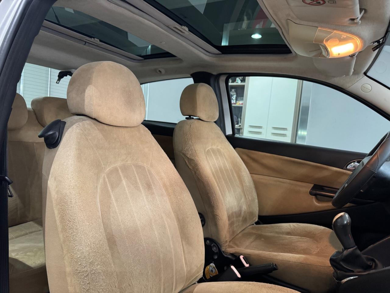 Lancia Ypsilon 1.3 Multijet 16V Argento