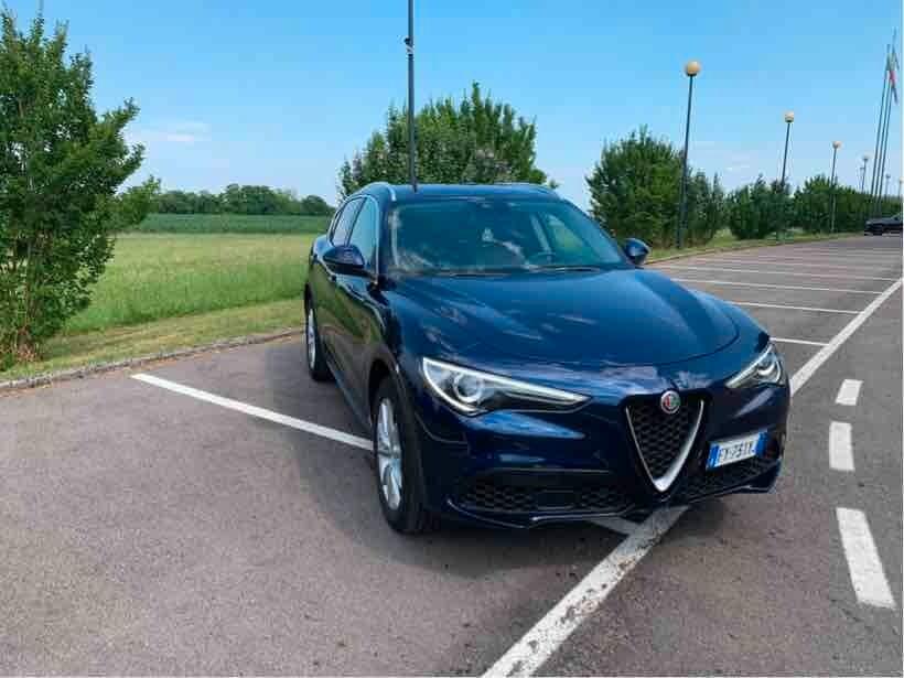 Alfa Romeo Stelvio 2.2 Turbodiesel 190 CV AT8 Q4 Executive