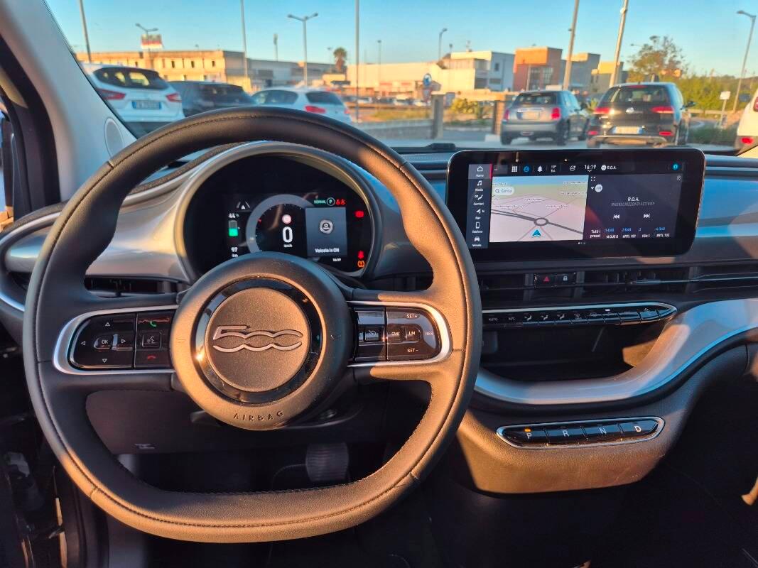 Fiat 500 42 kWh La Prima