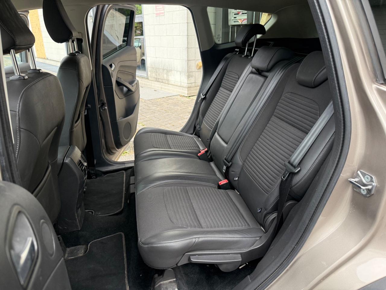 Ford Kuga 1.5 EcoBoost 120 CV S&S 2WD Titanium Business