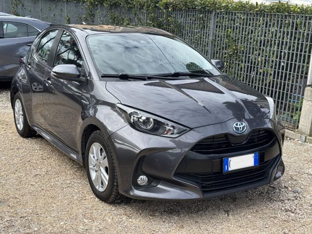 TOYOTA Yaris HYBRID BUSINESS 1.5cc 92cv BRAKE ASSIST TELECAM