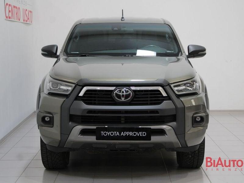 Toyota Hilux 2.8 D A/T 4WD 4 porte Double Cab Invincible