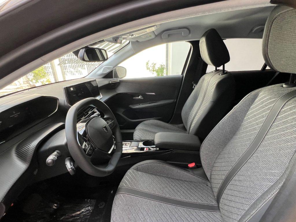 Peugeot 208 Allure Hybrid 110 e-DCS6 auto tua da €230,00 ant.0