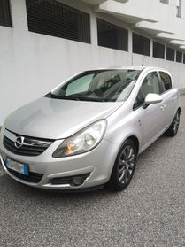 Opel Corsa 1.2 benz - Garanzia 12 Mesi