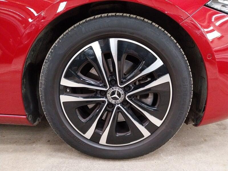 Mercedes-Benz Classe A A 180 d Progressive Advanced