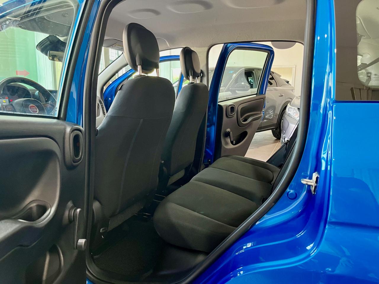 Fiat Panda 1.0 Hybrid Pandina 18000 KM
