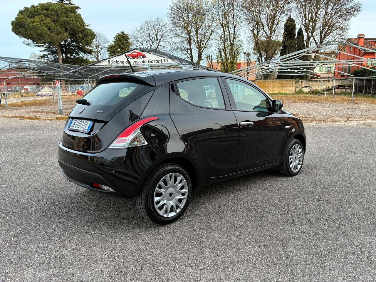 Lancia Ypsilon 1.0 FireFly 5 porte S&S Hybrid Gold