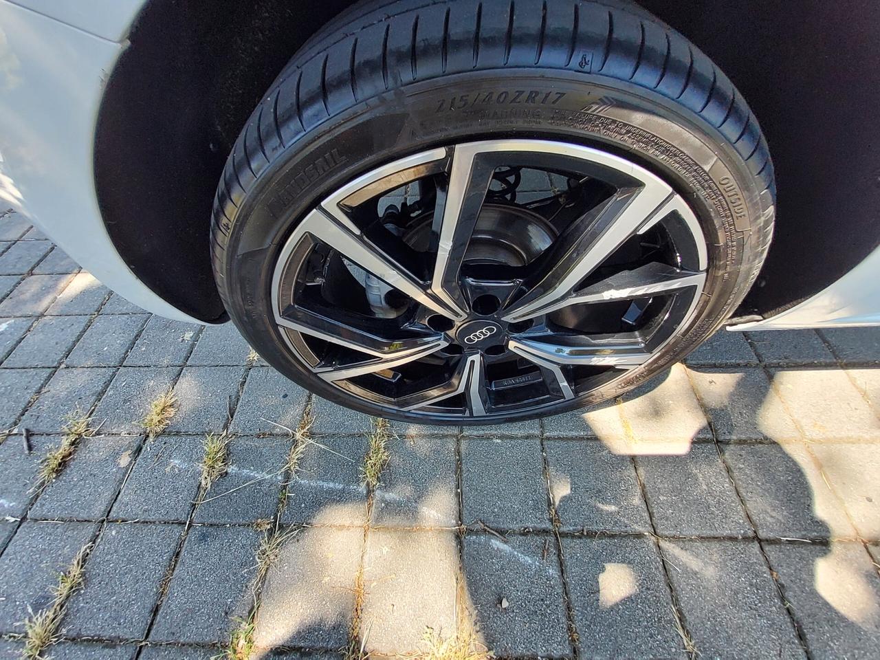 Audi A1 1.6 TDI S tronic line edition