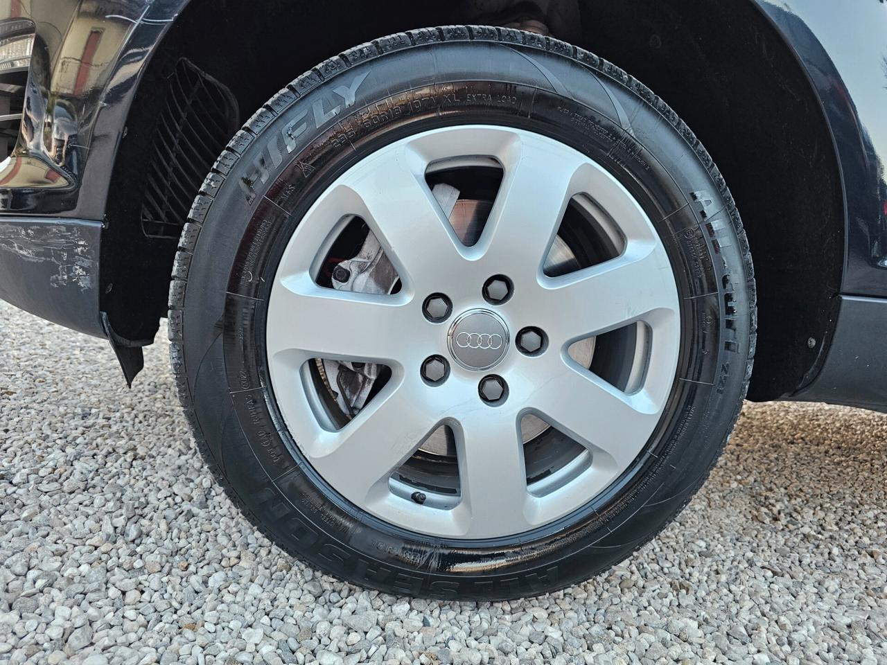 Audi Q7 3.0 V6 TDI 233CV quattro tiptronic