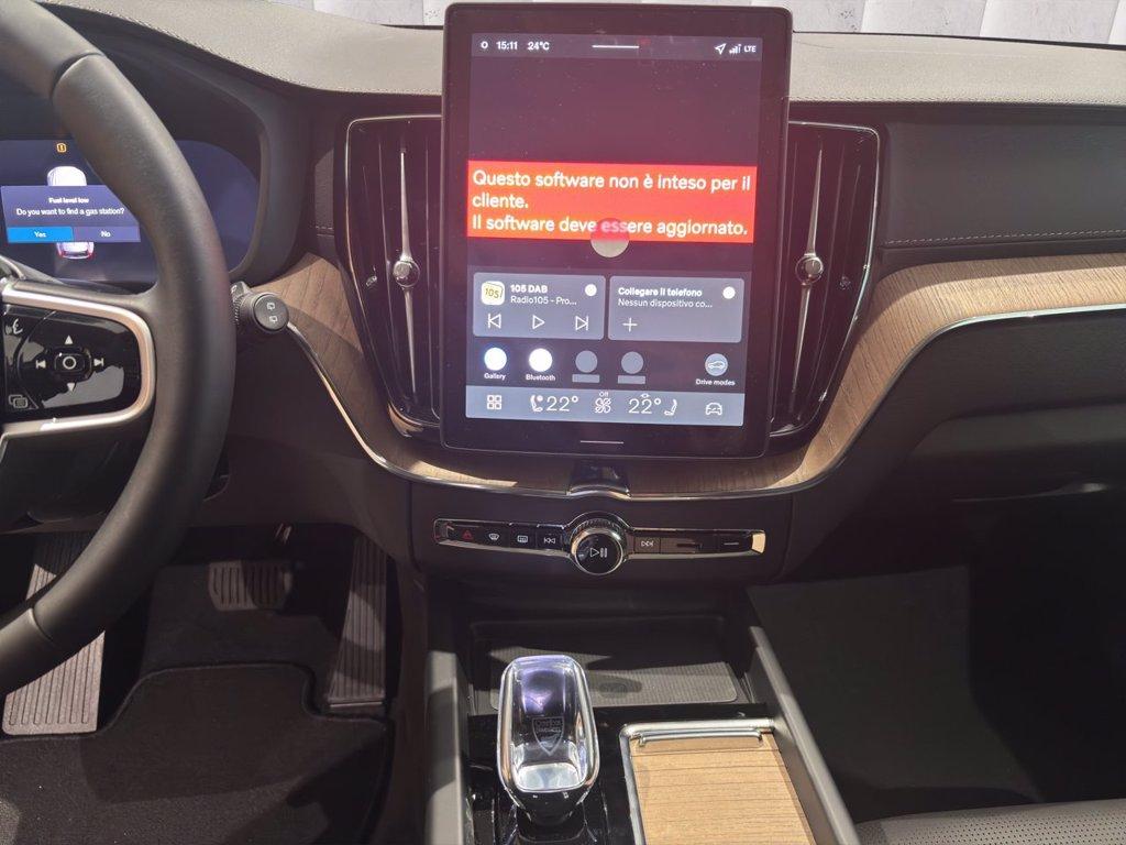 VOLVO XC60 2.0 b5 mhev Ultra Dark awd auto del 2025