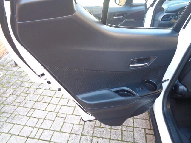 Toyota C-HR 1.8 Hybrid E-CVT Active NO VINCOLO DI FINANZIAMENTO