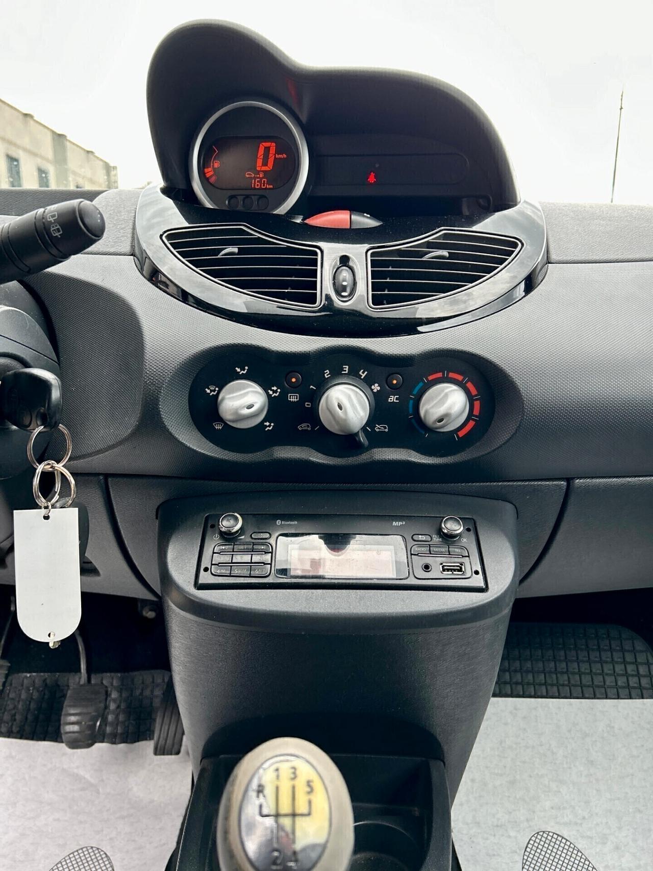 Renault Twingo 1.2 16V Night&Day - OK NEOPATENTATO
