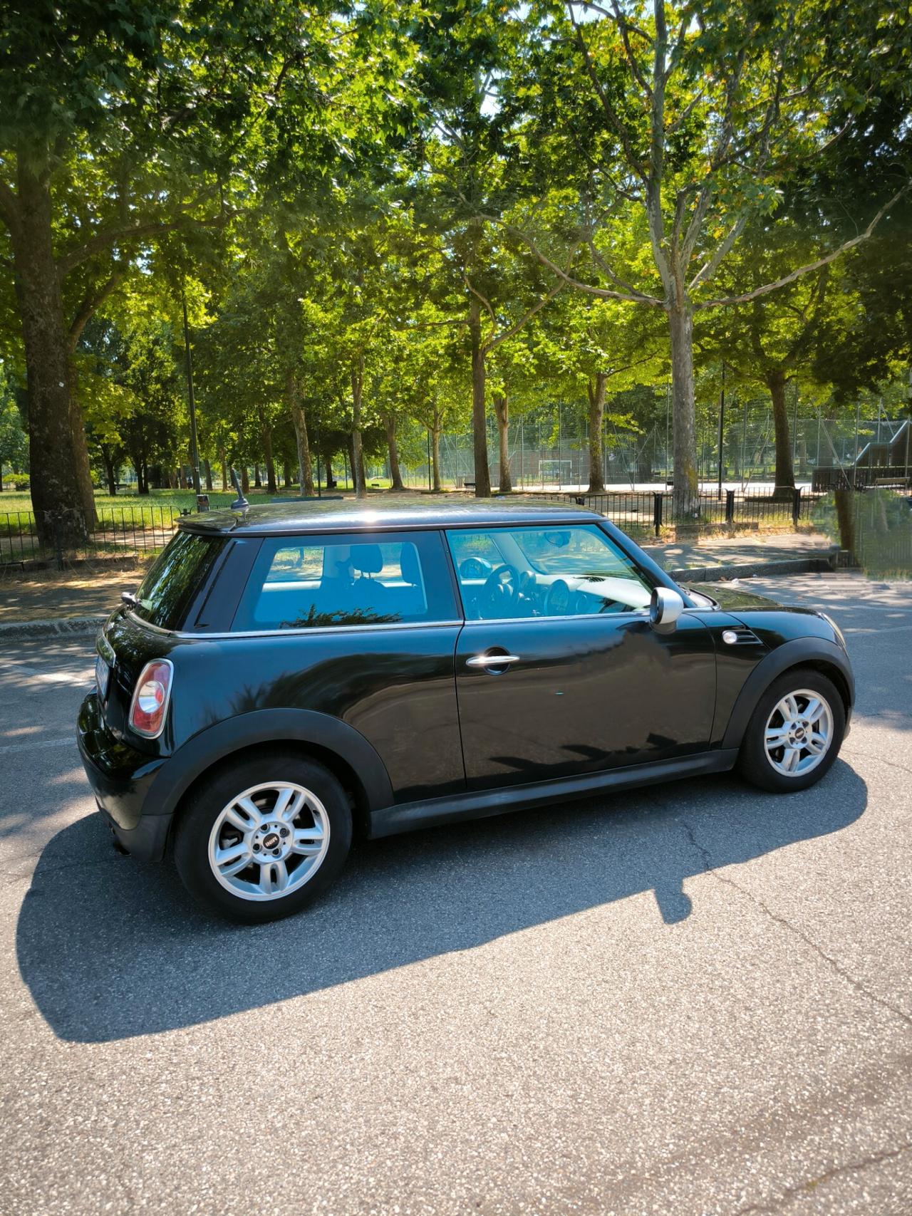 Mini 1.6 16V One (55kW) NEOPATENTATI