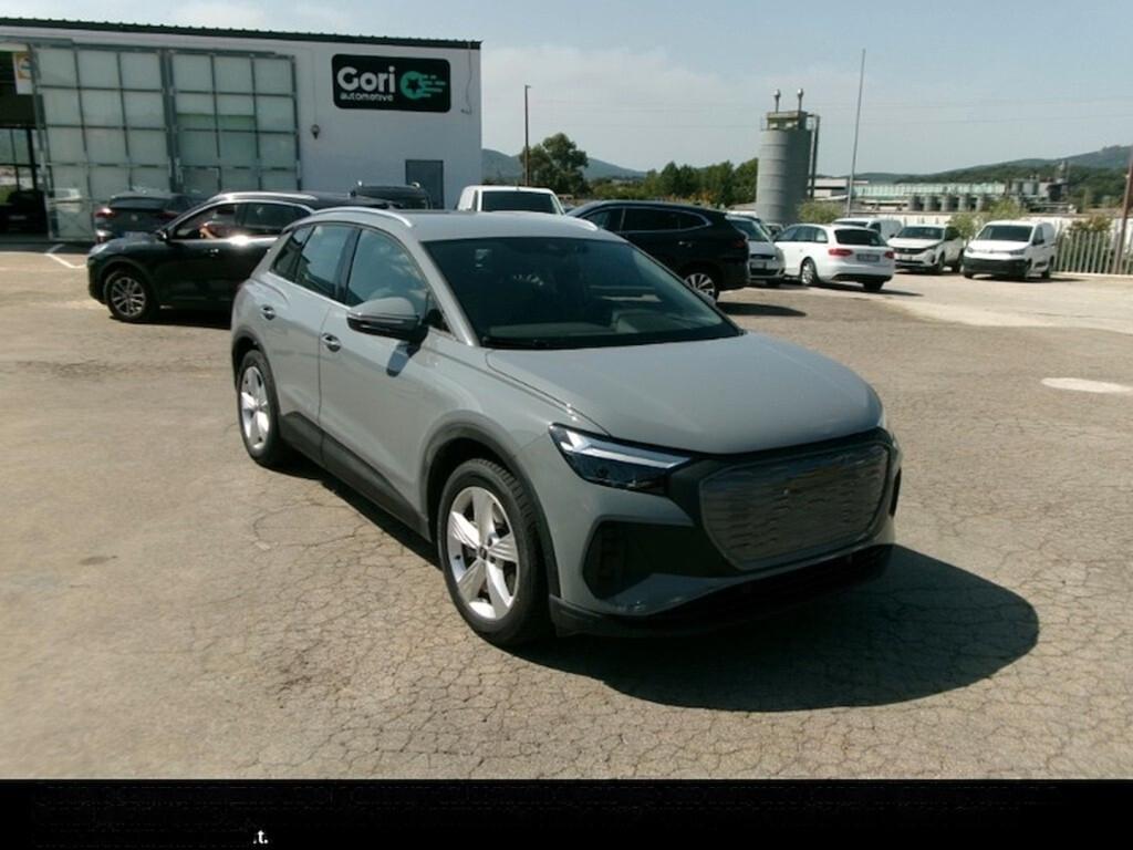 AUDI Q4 40 E-TRON 204CV AUTOMATIC BUSINESS ( FARI LED - VIRTUAL COCKPIT - CRUISE - CLIMA TRIZONA - NAVI - PDC - CERCHI 18 )