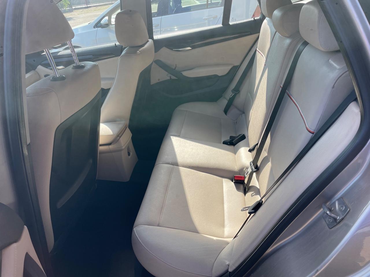 Bmw X1 xDrive18d X Line Navy Led