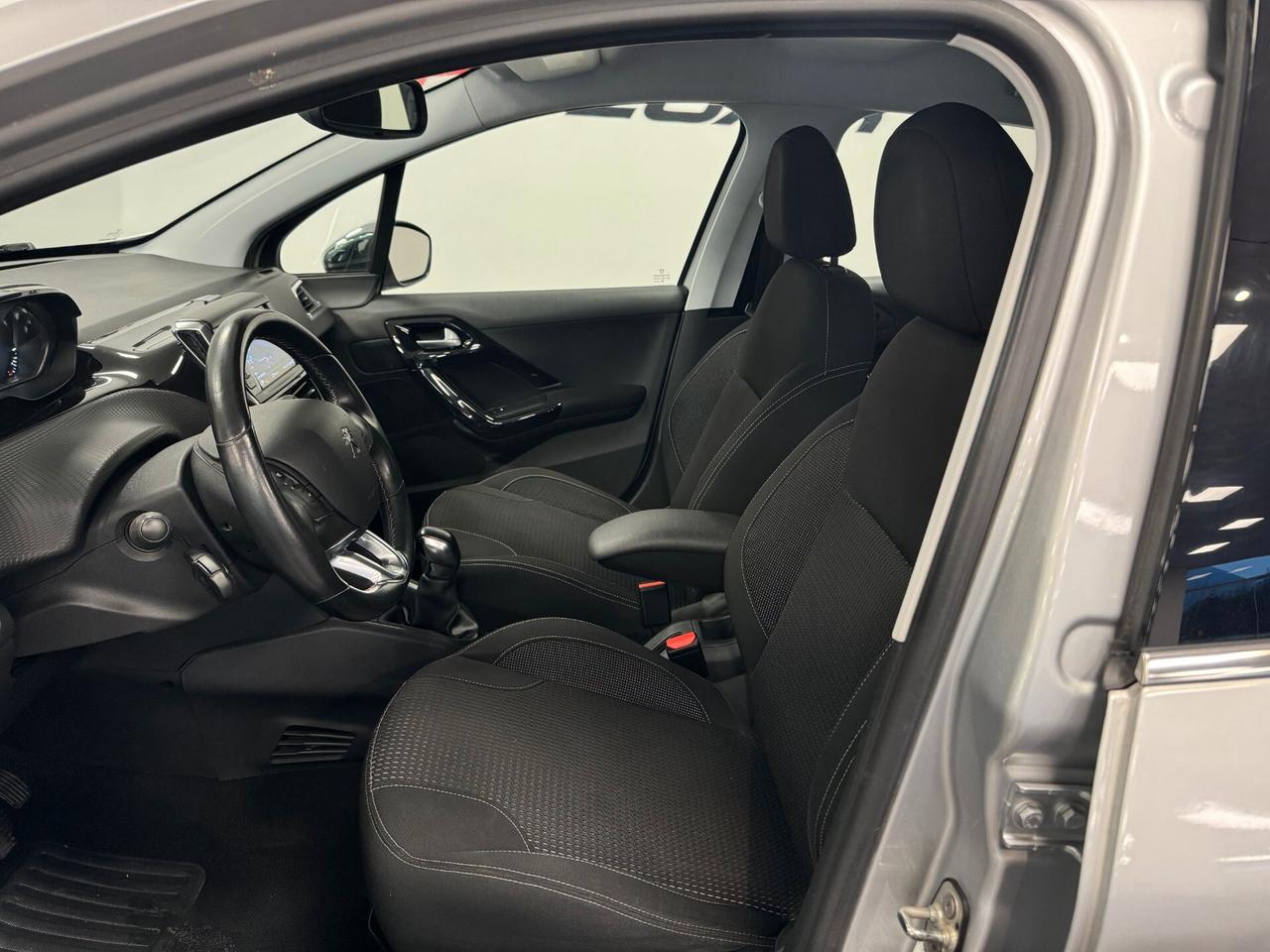 Peugeot 208 BlueHDi 75 5 porte Allure NAVI KILOMETRI CERTIFICATI