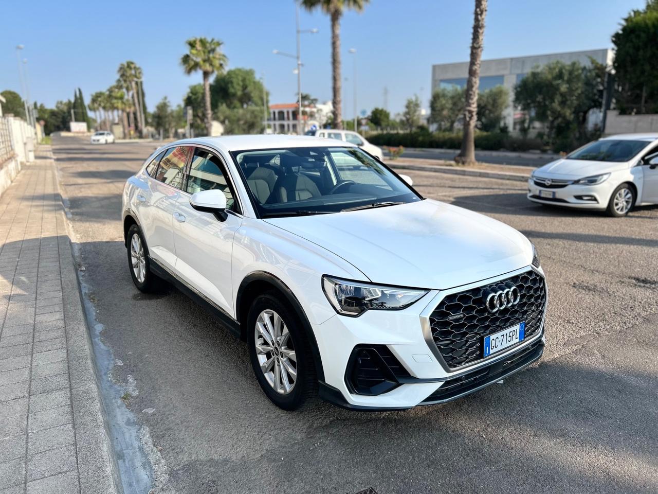 Audi Q3 SPB 35 TDI S tronic Business Plus
