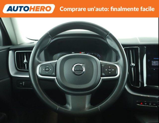 VOLVO XC60 B4 (d) AWD Geartronic Momentum Pro