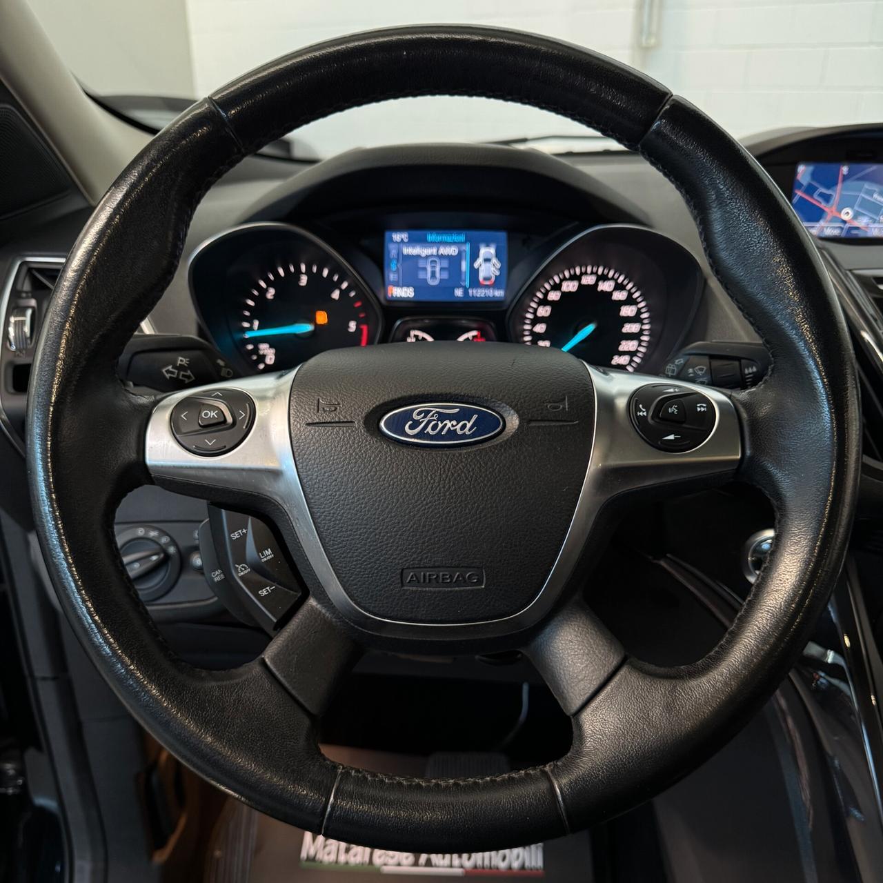 Ford Kuga Titanium tdci 4wd powershift 2.0cc 150cv Auto Navi Bluetooth Retrocamera