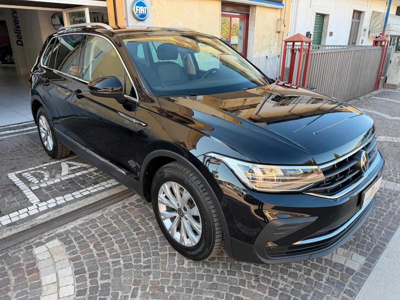 Volkswagen Tiguan CAMBIO AUTOMATICO 2.0 150CV 2023