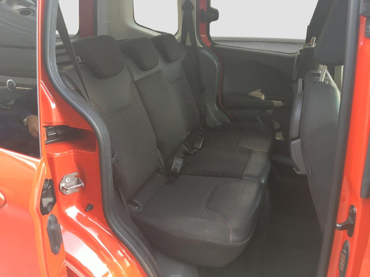 Ford Tourneo Courier 1.0 EcoBoost 100 CV Sport