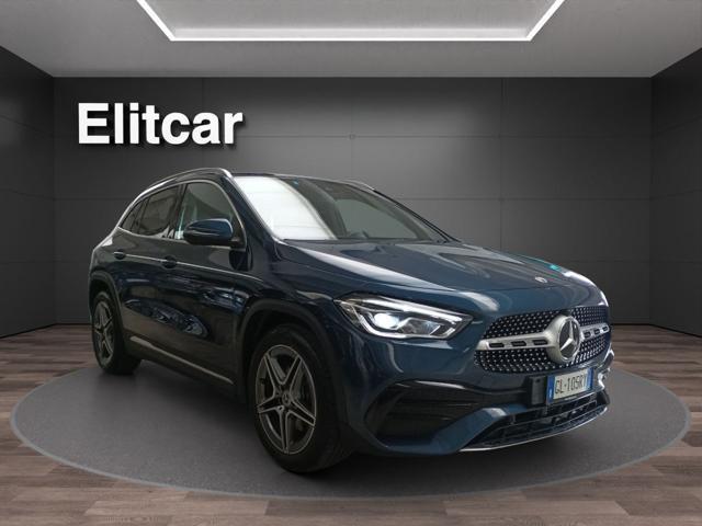 MERCEDES-BENZ GLA 180 Automatic Premium amg-line