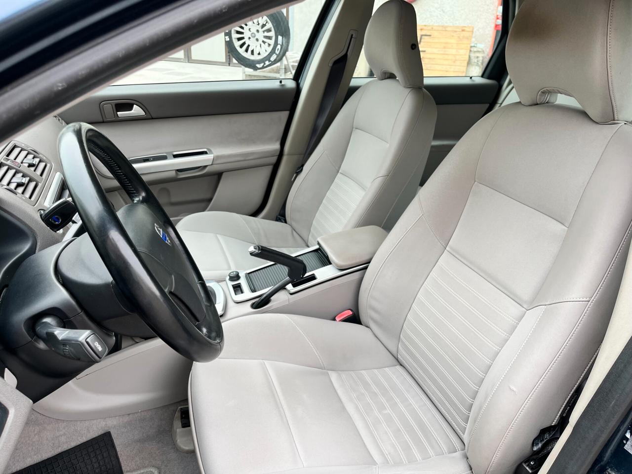 Volvo V50 D2 POLAR
