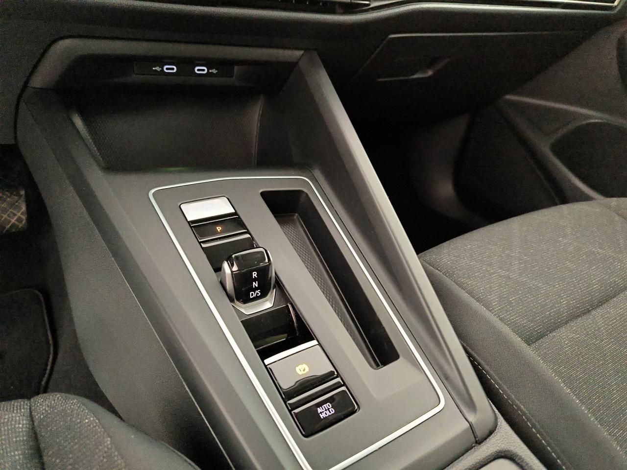 Volkswagen Golf 2.0 tdi life 115cv dsg