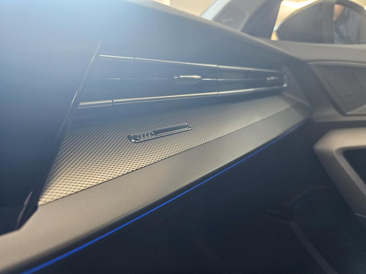 NUOVA AUDI A3 SPORTBACK S-LINE 35 TDI 150CV S-TRONIC IDENTITY BLACK