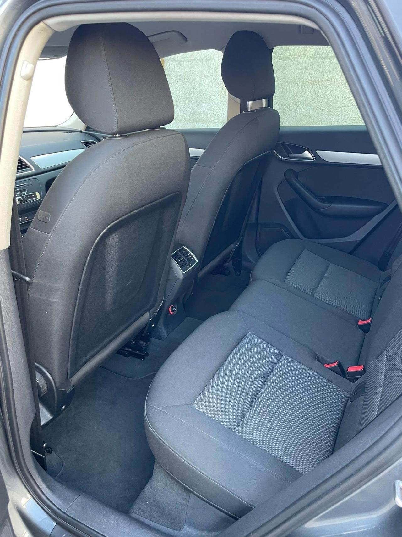 Audi Q3 2.0 TDI 120 CV SPORT EURO 6 LED BIXENON NAV ECC