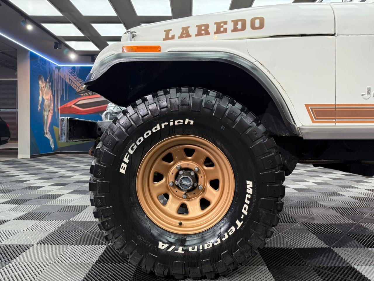 Jeep CJ-7 5.0 Laredo (477)
