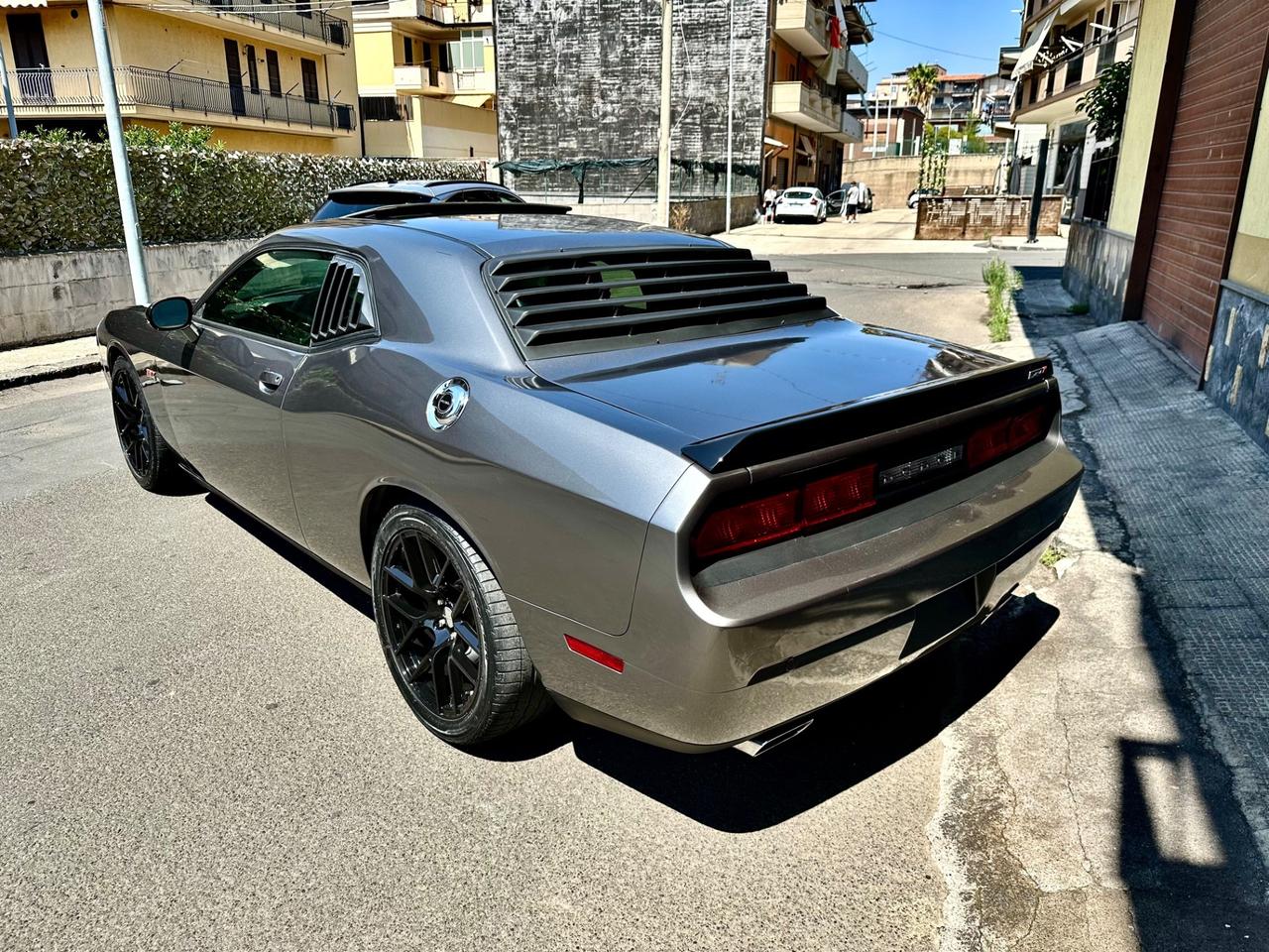 Dodge Challenger 6.4 SRT 392 Hemi