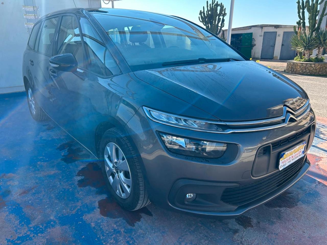 C4 7 POSTI SpaceTourer 1.5 BlueHDi 130CV