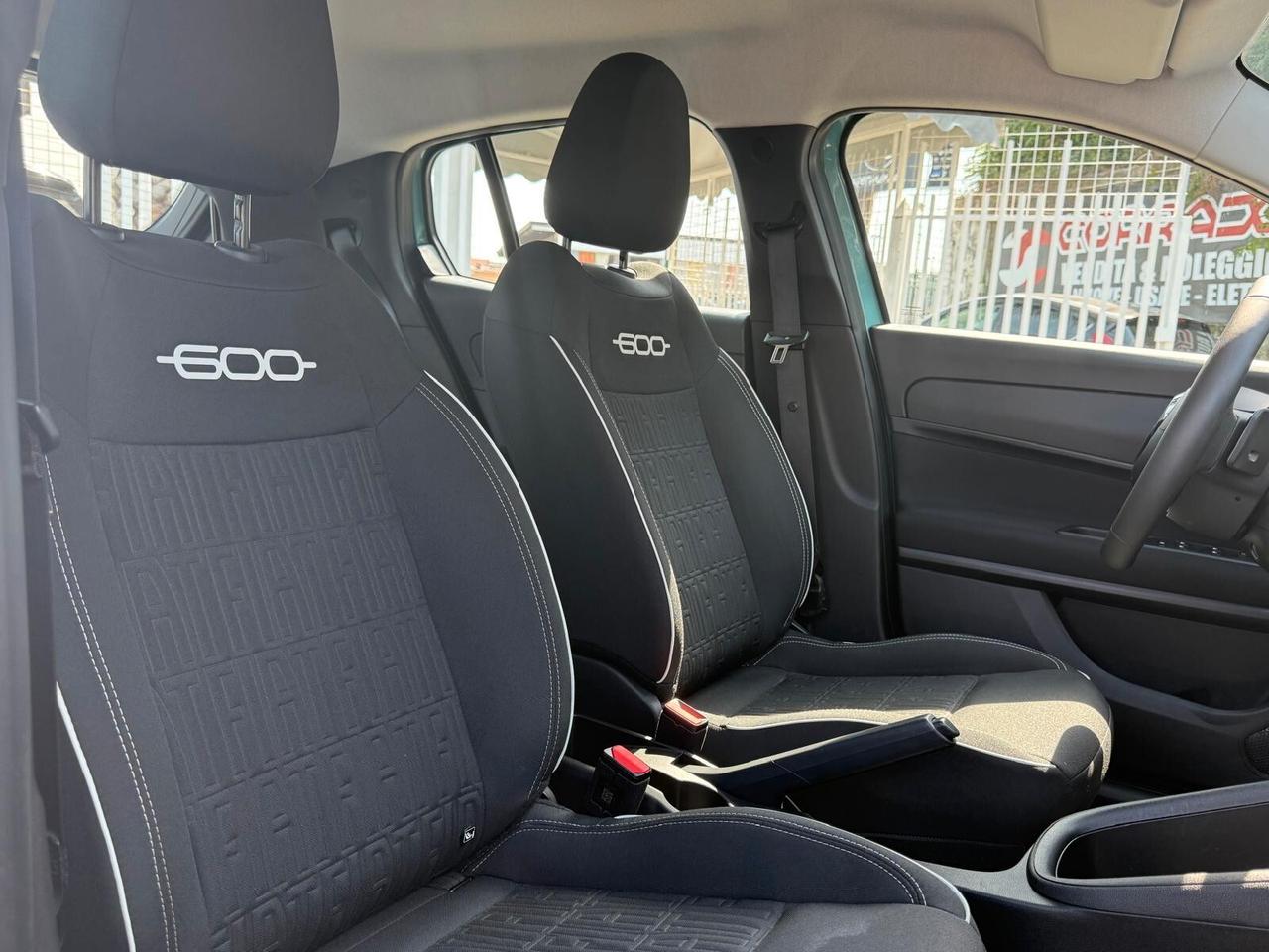 FIAT 600 1.2 Hybrid 100 CV AUTOMATICA MHEV