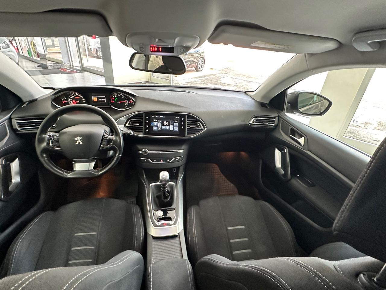 Peugeot 308 1.6 e-HDi 115 CV Stop&Start Allure